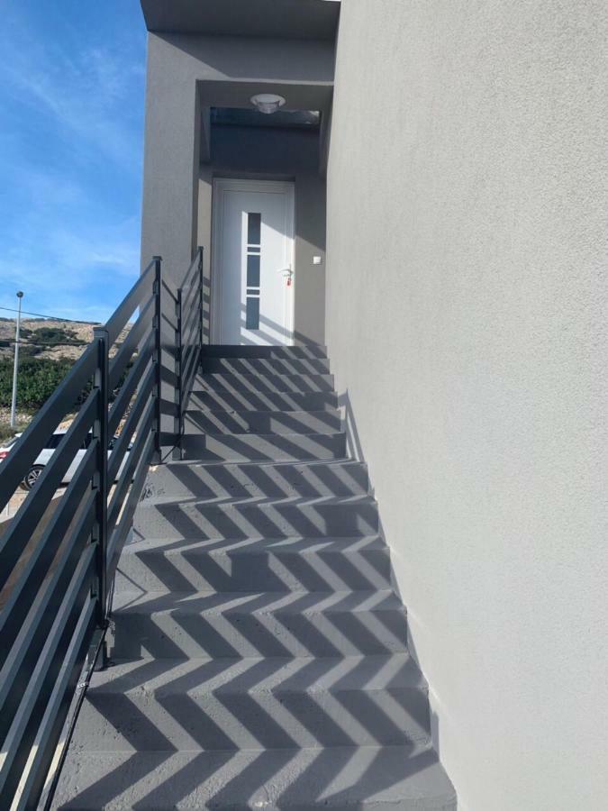 Nelany Apartment Zubovici Exterior photo